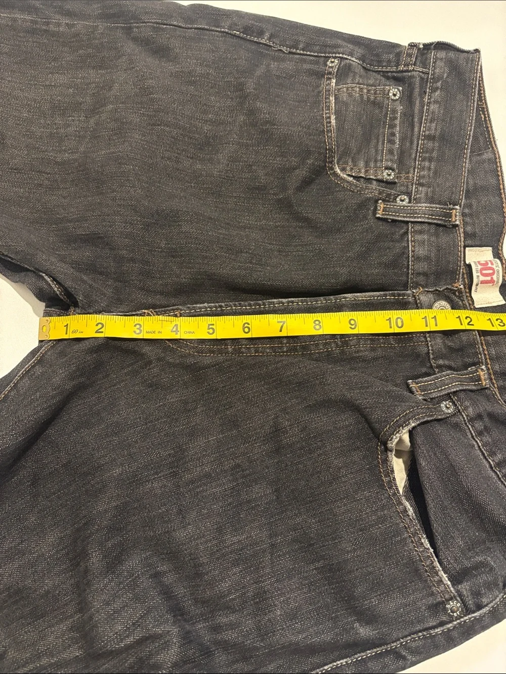 Levi's 501 Men's Straight Leg Botton-Fly